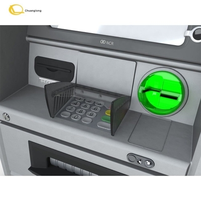 Distributore automatico di contanti NCR 6622 SelfServ 22 per operazioni bancarie, sportello ATM, sala d'attesa bancaria, ATM NCR 6622, macchina completa