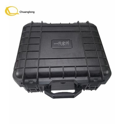 Il Grandmaster Auto Combination Finder   Auto CodeCracker per casseforti ATM e a combinazione meccanica Sistema motore/sensore per la decodifica non distruttiva di serrature di casseforti e ATM