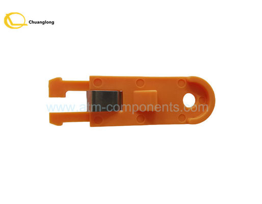 Prezzo buono 0090023328 009-0023328 Parti della macchina del bancomat NCR Self-Serve Slide Snap Latch Orange in linea